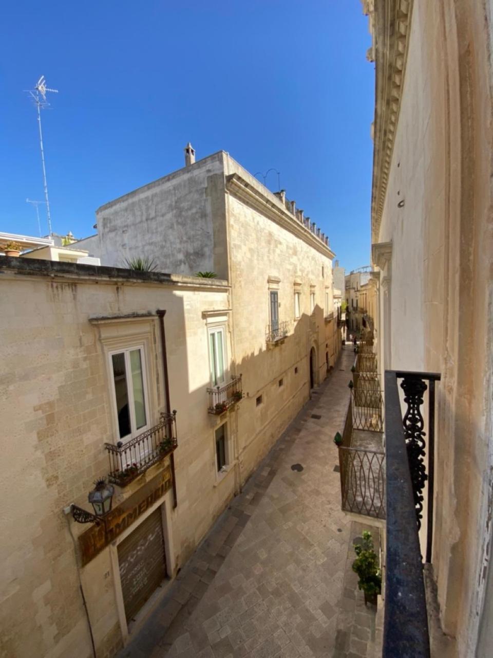 Roiss Haus Suites Lecce Buitenkant foto