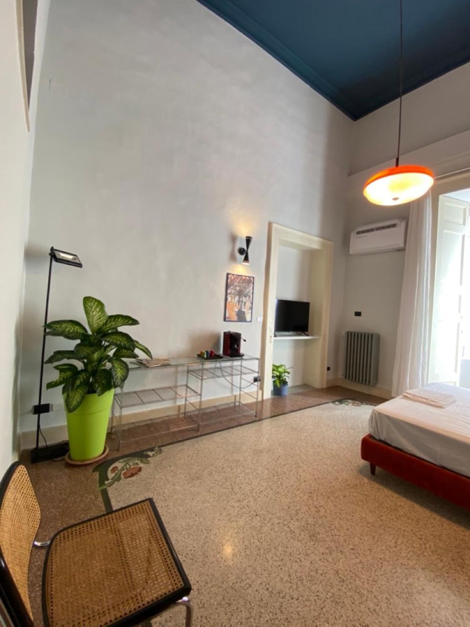 Roiss Haus Suites Lecce Buitenkant foto