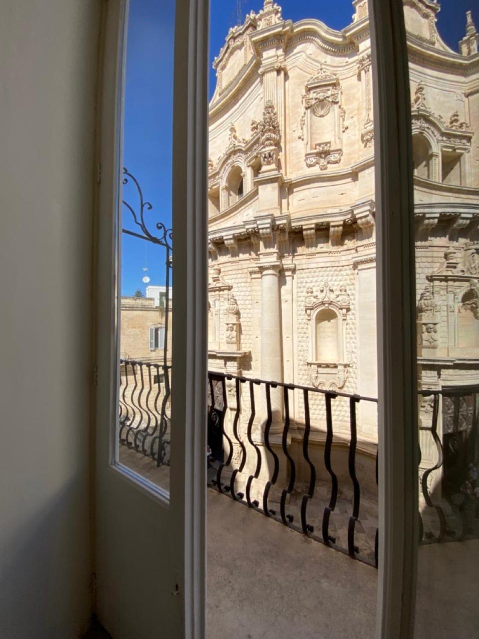 Roiss Haus Suites Lecce Buitenkant foto