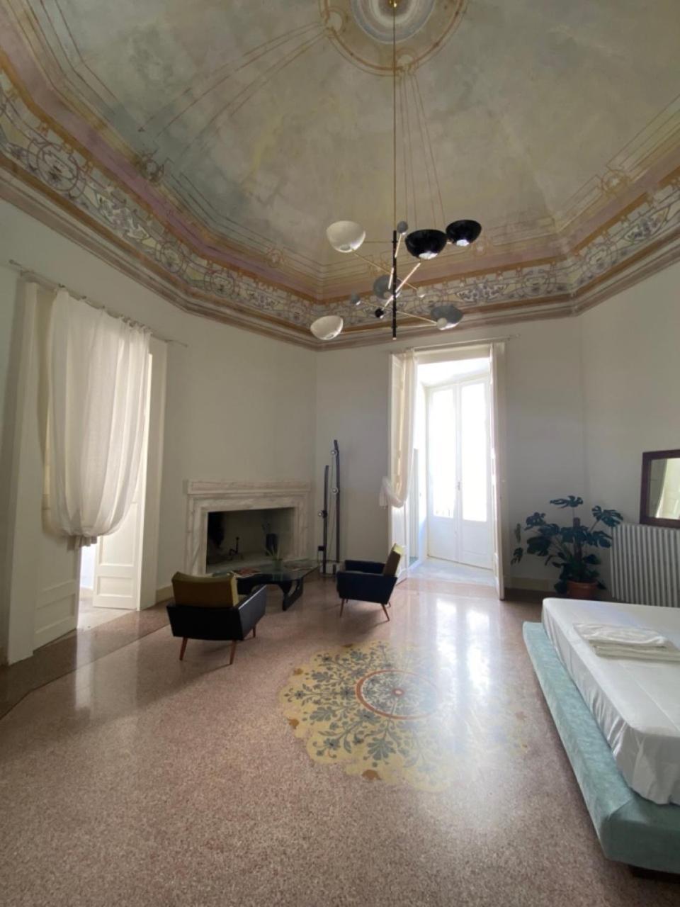 Roiss Haus Suites Lecce Buitenkant foto